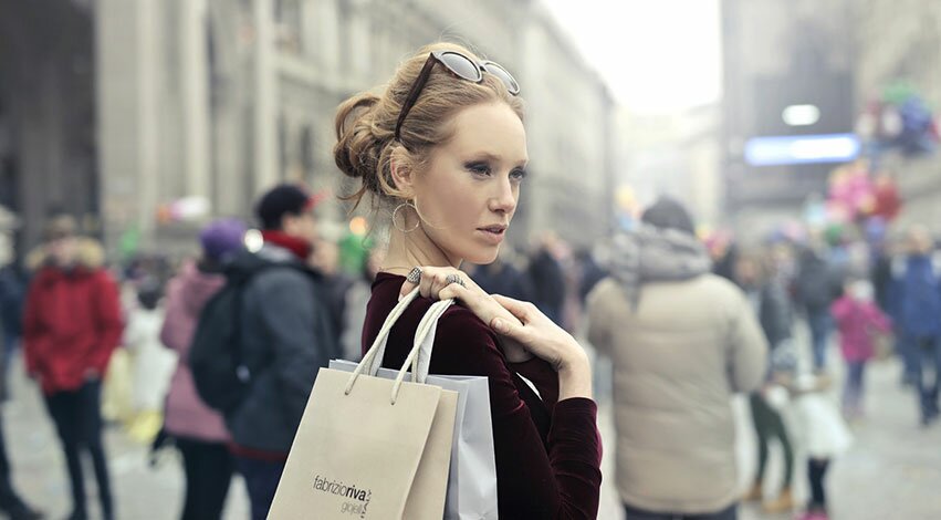 Le 3 regole fondamentali sul vestirsi che devi sapere quando visiti l'Italia fas - Le 3 regole fondamentali sul vestirsi che devi sapere quando visiti l'Italia